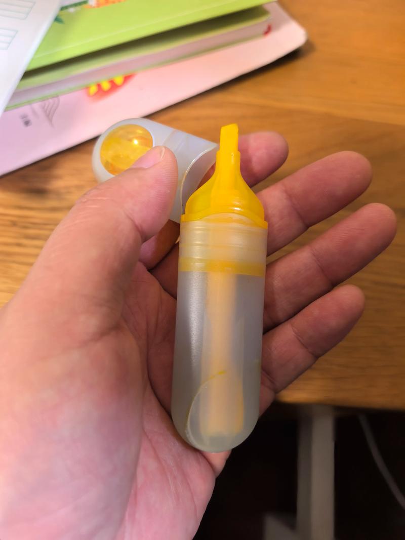 电子烟.有些工厂真是赚着丧良心的钱,这是孩子的水彩笔,长得和